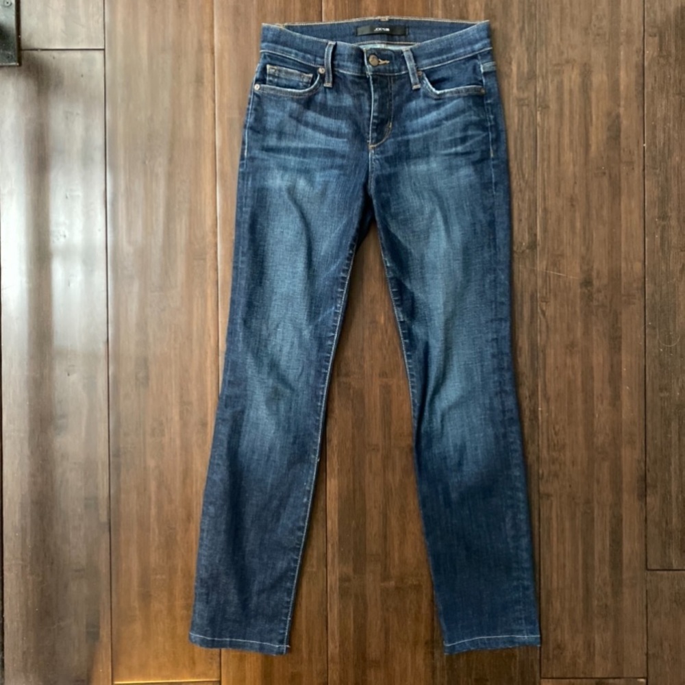 Joe’s Straight Leg Jeans